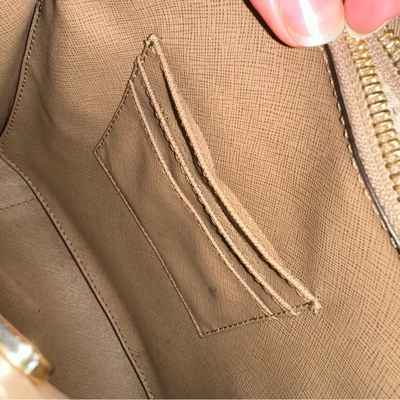 ⛅️[ Michael Kors ] Mercer Leather Crossbody Metallic Gold Bag - Picture 11 of 17